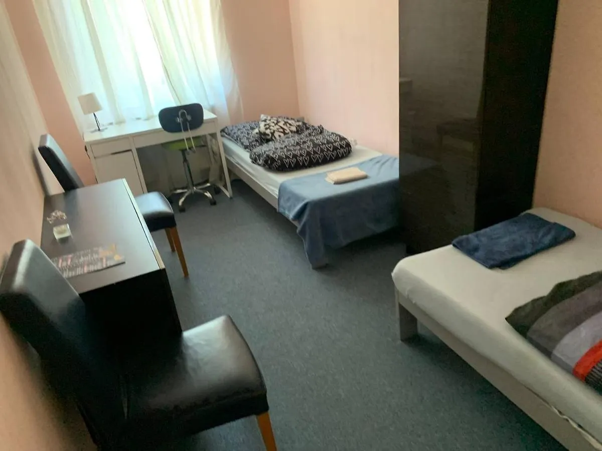 2 Zimmer Wohnung 1Min Messe Koeln 0*, Köln Deutschland